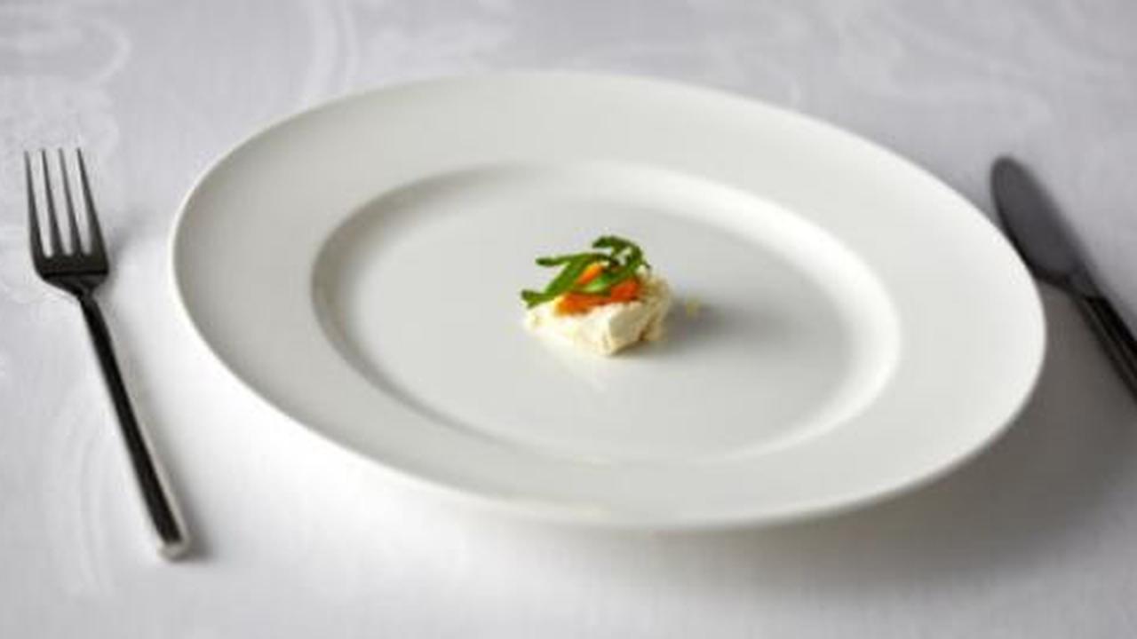 5 Hal tak nyaman yang dilakukan saat diet