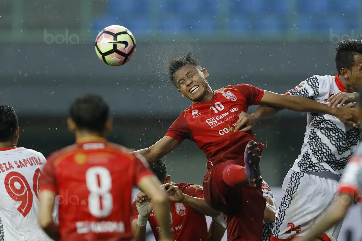 Persis Solo