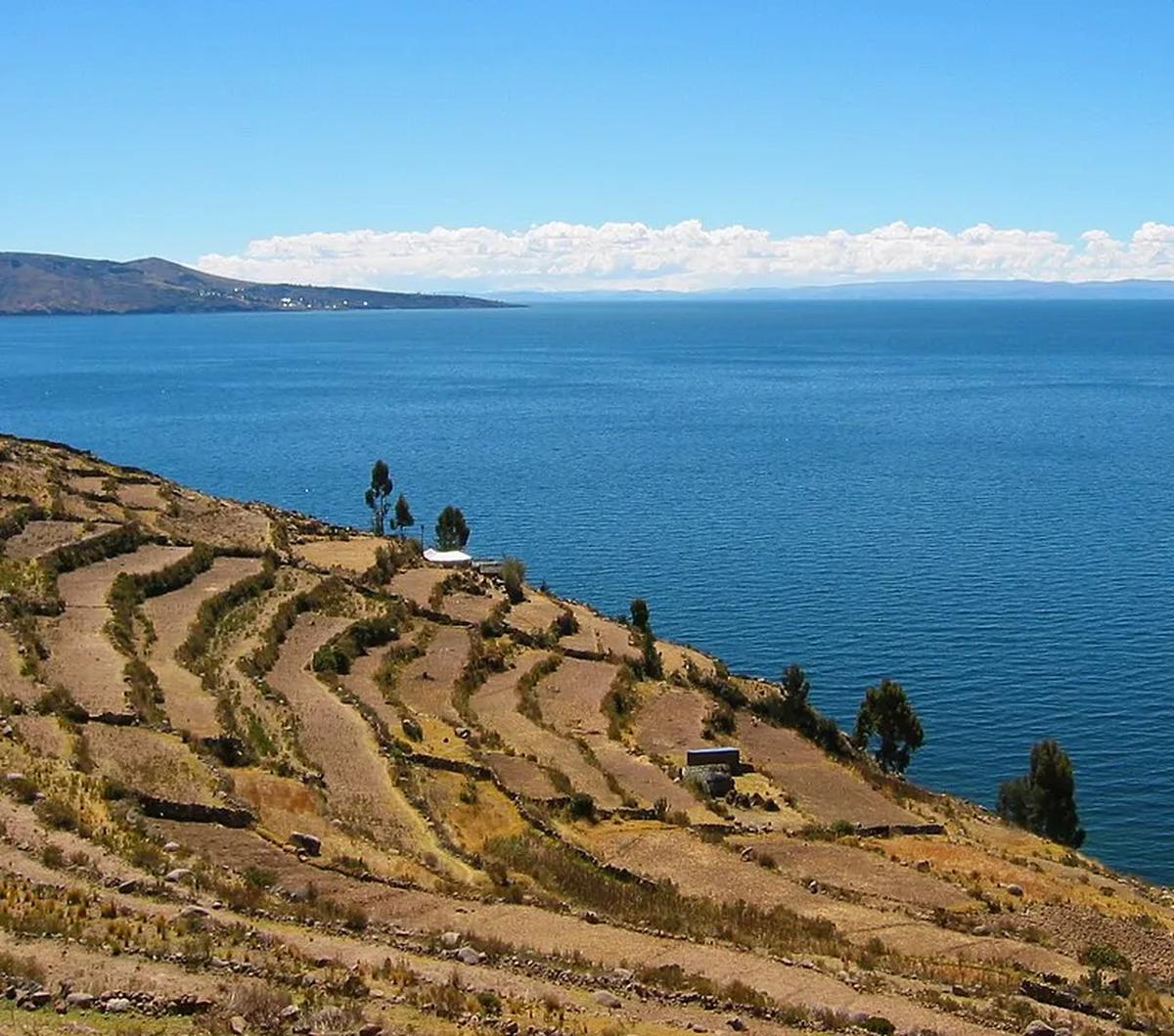 11. Ada Dua Versi Cerita tentang Asal-Usul Nama Titicaca