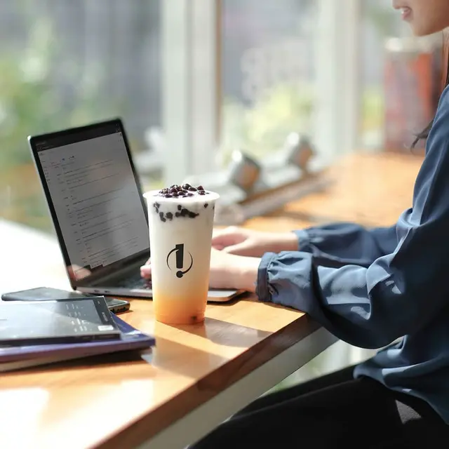 Minuman Kekinian H! Cups