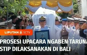 Keluarga pengantar jenazah Putu Satria Ananta Rustika, Taruna Sekolah Tinggi Ilmu Pelayaran Jakarta, korban penganiayaan senior, menjalani upacara pengabenan pada Jumat pagi di Klungkung, Bali. Prosesi kremasi itu diiringi warga dan keluarga.