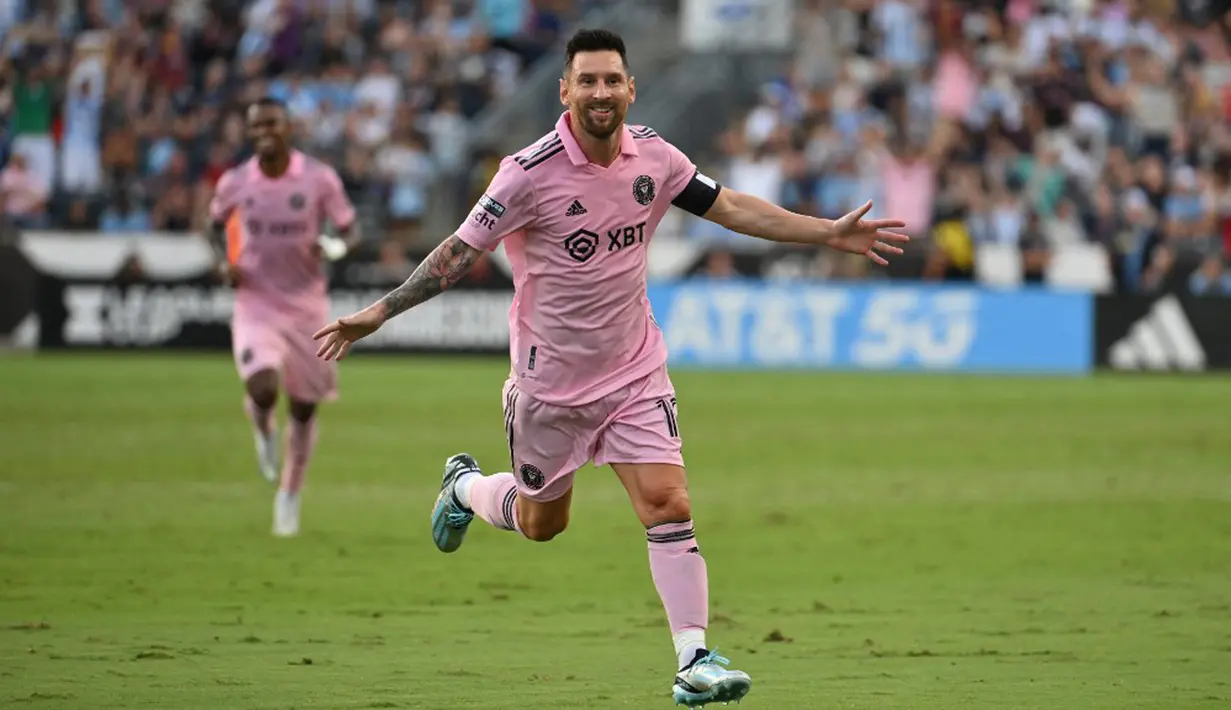 Skor 4-1 bertahan hingga usai. Inter Miami akan tampil pada partai puncak yang digelar 20 Agustus 2023 pagi WIB. Mereka akan menghadapi pemenang Monterrey vs Nashville yang digelar sesudah laga ini. (ANGELA WEISS/AFP)