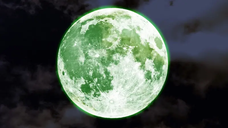 Bulan berwarna hijau pada 20 April 2016?