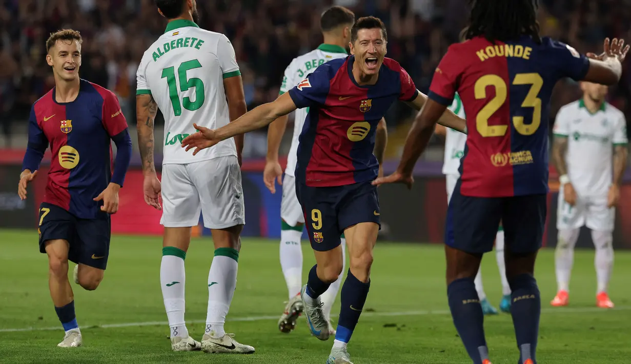 Gol kemenangan Barcelona atas Getafe diciptakan oleh Robert Lewandowski pada menit ke-19. (LLUIS GENE/AFP)