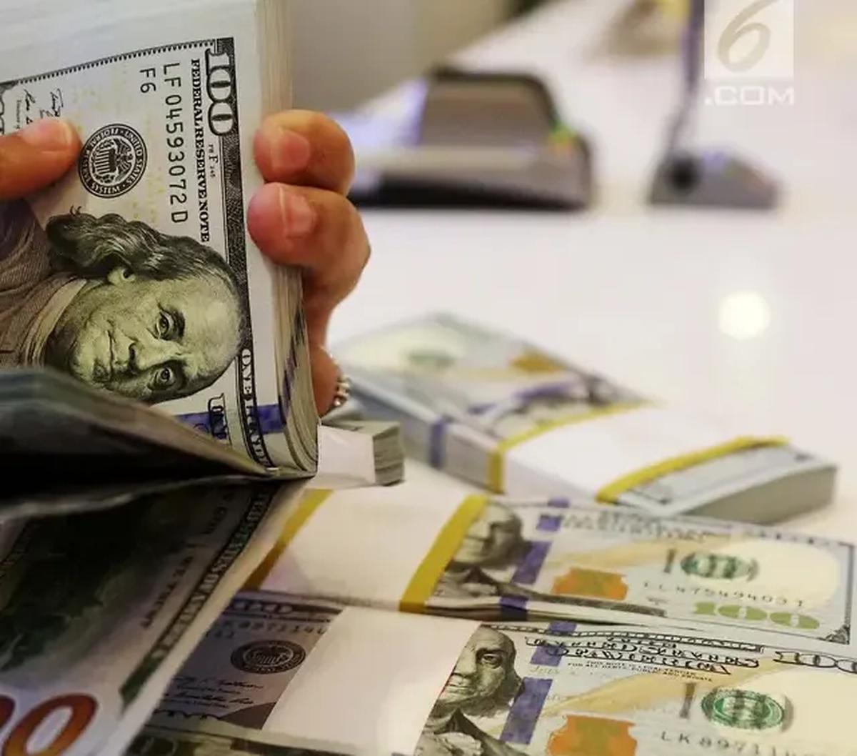 Jawa Timur bisa dikatakan sebagai gudangnya Desa Devisa di Indonesia. Hingga berita ini ditulis, sudah ada 102 desa devisa. Selain itu, sebanyak 36 desa didapuk sebagai Calon Desa Devisa Baru. Tak ada daerah lain yang menandingi jumlahnya.