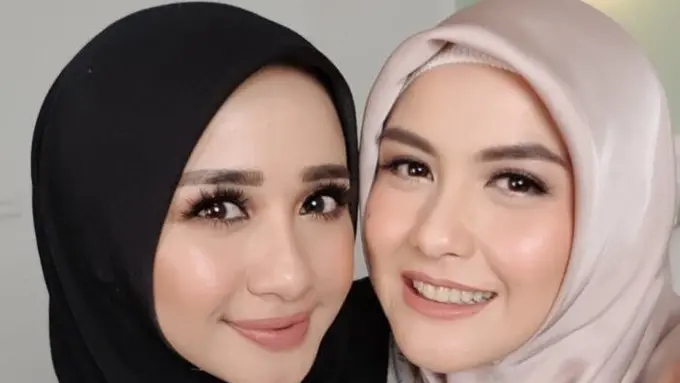 [Bintang] Bikin Adem, Ini 5 Makeup Seleb Berhijab yang Super Cantik