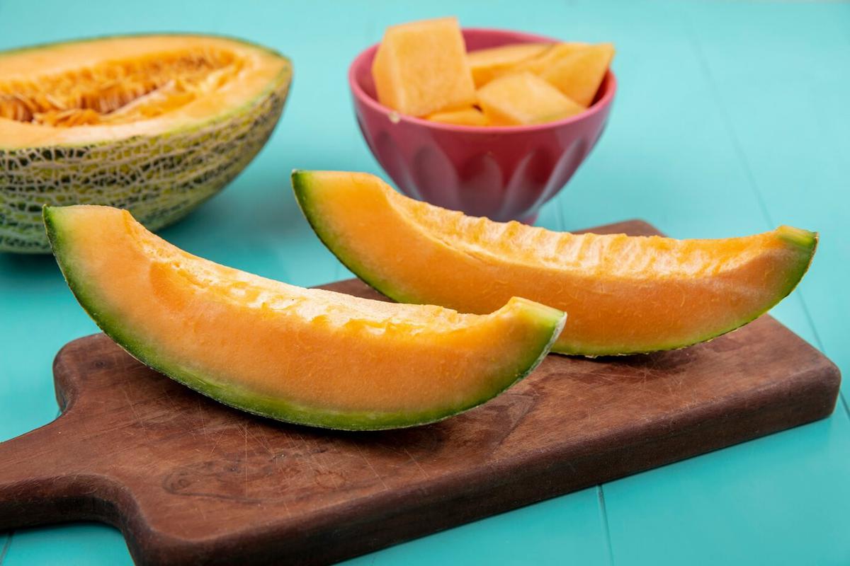 Ilustrasi Buah Blewah/Freepik.com/stockking