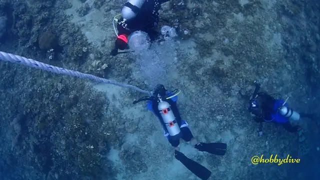 Pemasangan Mooring Buoy