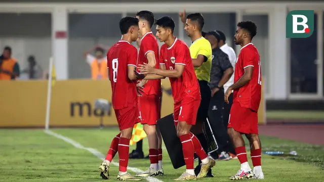 Foto: Laga Perdana Malik Risaldi Bersama Timnas Indonesia saat Laga Uji Coba Melawan Tanzania
