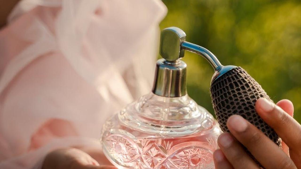 15 Tanaman Ini Bisa Jadi Bahan Parfum yang Wangi, Bisa Dipetik Di Depan Rumah