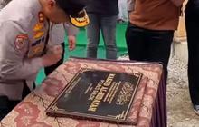 Viral Jenderal Bintang Dua Polisi di Sumbar Bikin Gagal Fokus, Tanda Tangan Sat-Set Cuma 2 Garis