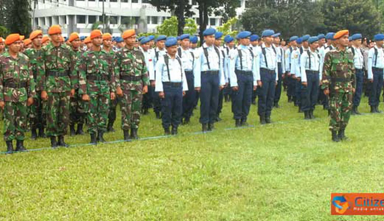 Prajurit TNI AU Kalijati hadiri upacara Hari Pendidikan Nasional di Subang