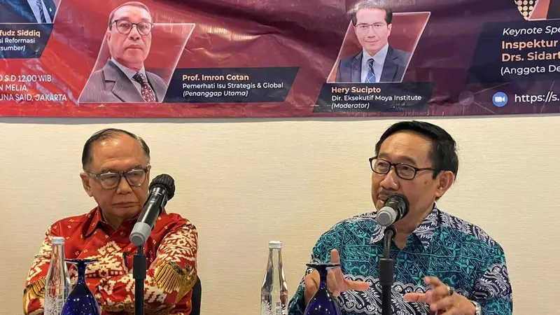 Ketua Komisi Aparatur Sipil Negara (KASN) Agus Pramusinto dalam Focus Group Discussion (FGD) bertema "Pancasila: Dinamika dan Tantangan yang Dihadapi?" yang digelar Moya Institute di Hotel Gran Melia