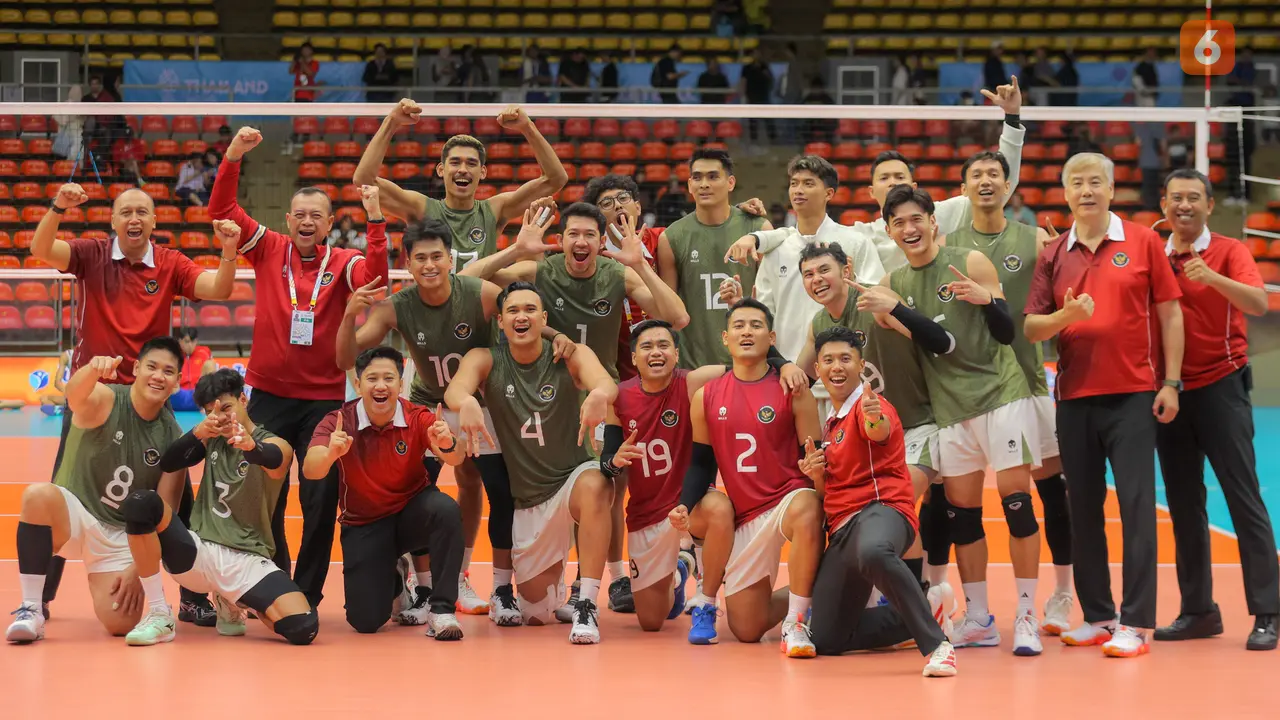 Foto: Laga Sengit Timnas Voli Indonesia Melawan Vietnam di SEA Games 2025, Menang Comeback 3-2