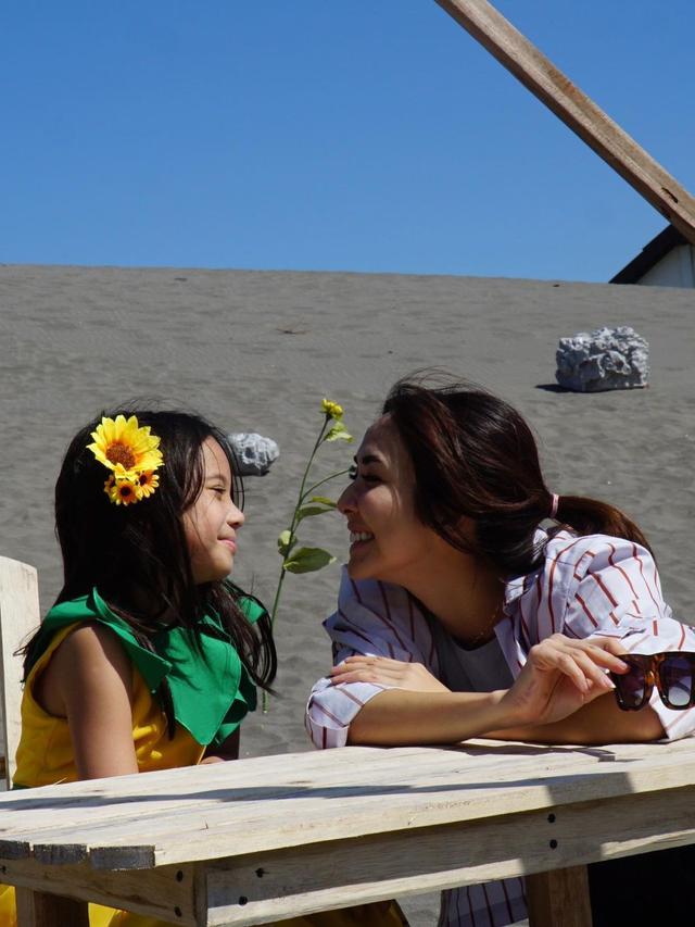 Gempi dan Gala Bunga Matahari