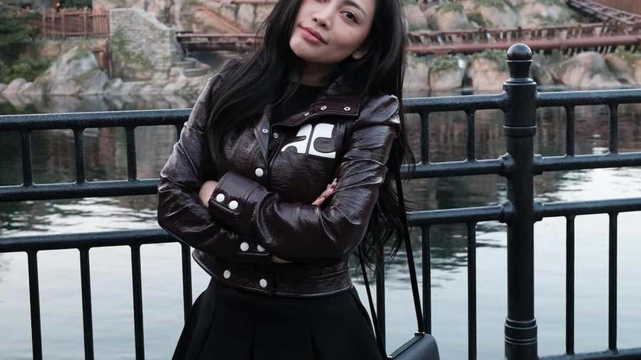 Potret Rachel Vennya Boyong Keluarga Liburan ke Hongkong, Berani Naik Wahana Roller Coaster