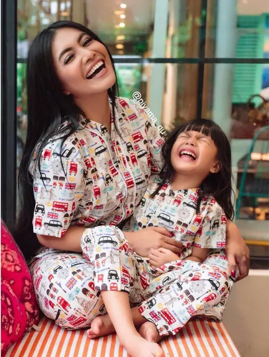 Denada dan Shakira Aurum