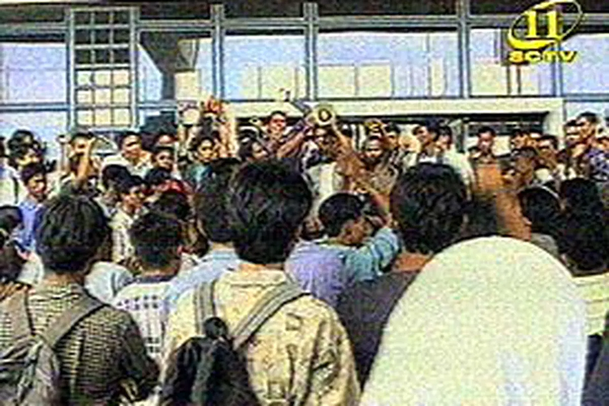 060901aDemo-MHS-Daerah.jpg