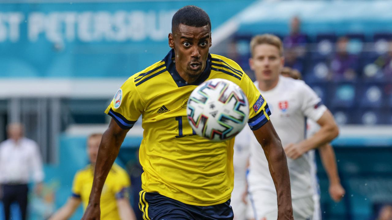 Gol Penalti Emil Forsberg Antar Swedia Tekuk Slovakia