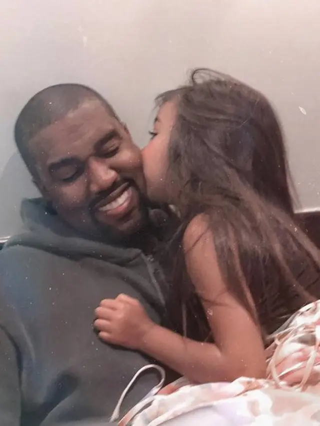 North West, Putri Kim Kardashian Bersama Kanye West