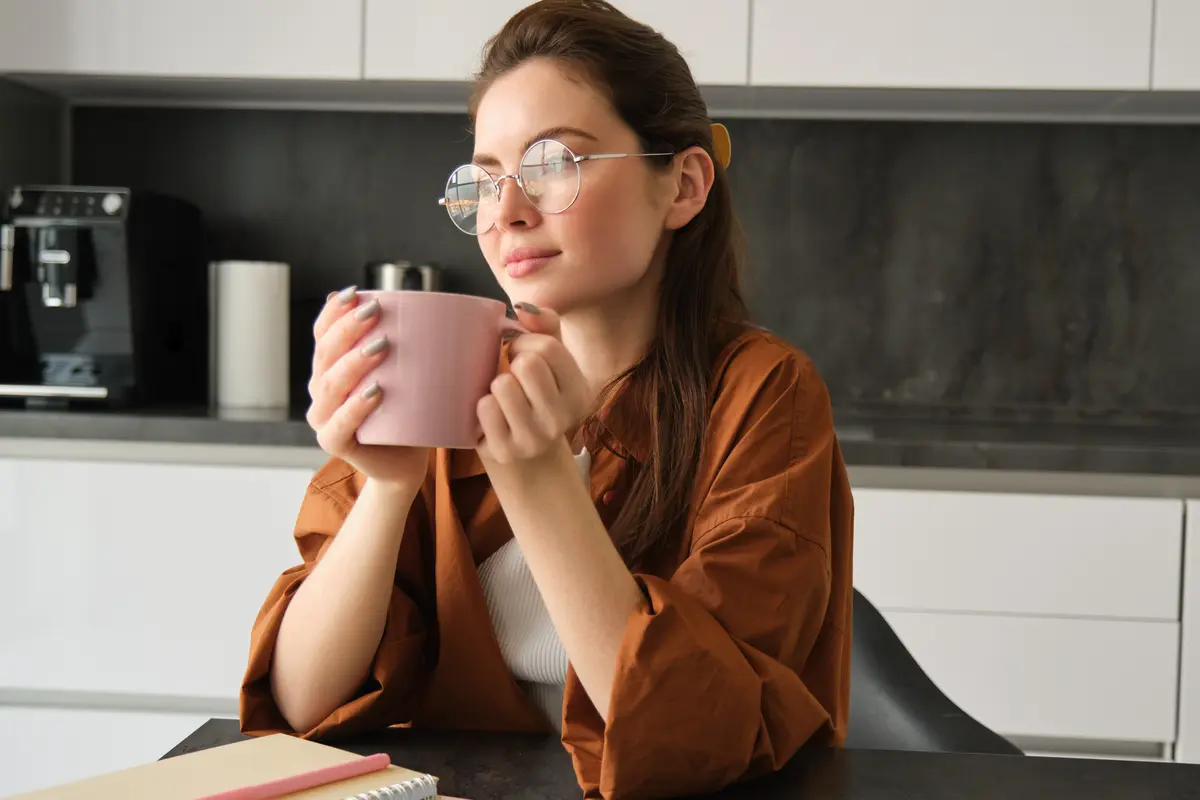 wanita oktober batin tetap tenang
