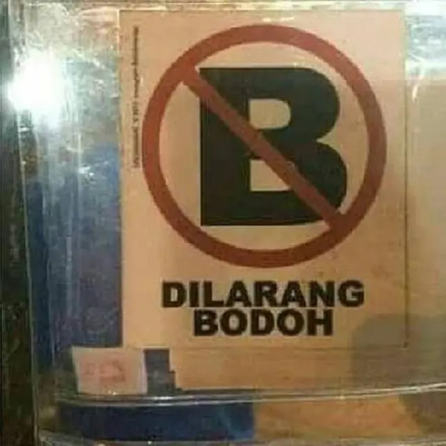 6 Spanduk di Sekolah Berisi Larangan Ini Kocak, Bikin Siswa Tepuk Jidat