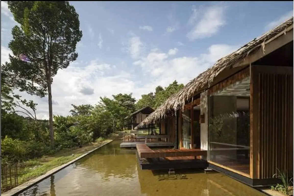 Terrario hotel milik Nicholas Saputra @terrariotangkahan