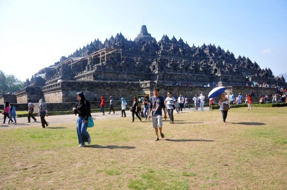 Hari ketiga Lebaran, Candi Borobudur banjir pengunjung