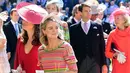 Aktris Cressida Bonas tiba menghadiri pernikahan Pangeran Harry dan Meghan Markle di Kapel St George, Kastil Windsor, (19/5). Cressida Bonas merupakan mantan kekasih Pangeran Harry yang hadir dalam Royal Wedding. (AFP Photo/Pool/Ian West)