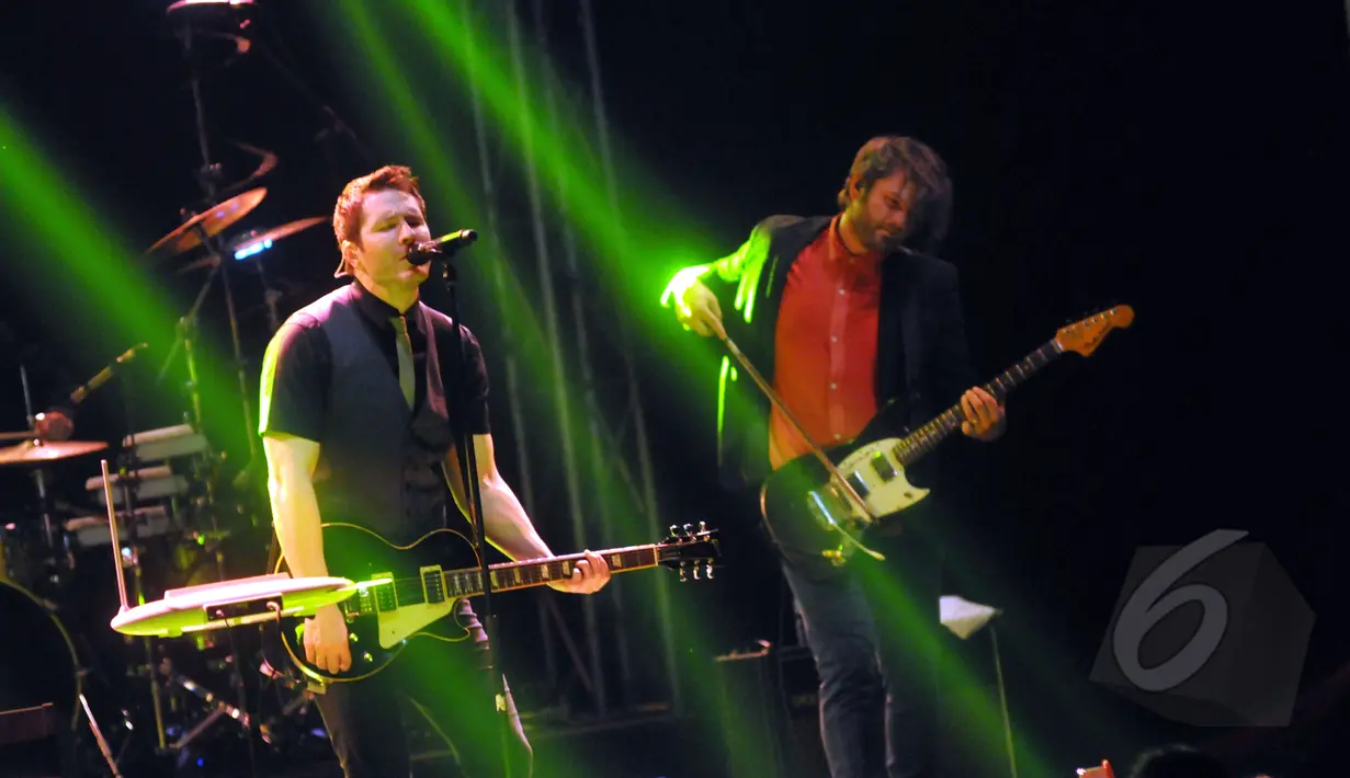 Owl City sukses menggelar konser bertajuk 'Owl City Indonesian Tour 2015', di Rolling Stone Cafe, Jakarta, Senin (11/5/2015). (Liputan6.com/Panji Diksana) 