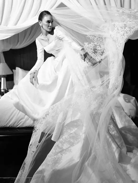 Dengan detail yang begitu sempurna, berhasil ter-capture indah, menghadirkan look bagai cover majalah.  [Foto: @bramsky.bramsky]