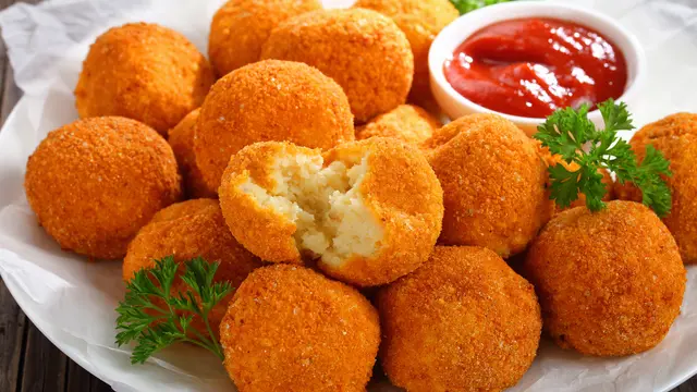 Resep Bola-Bola Keju Goreng 3 Bahan