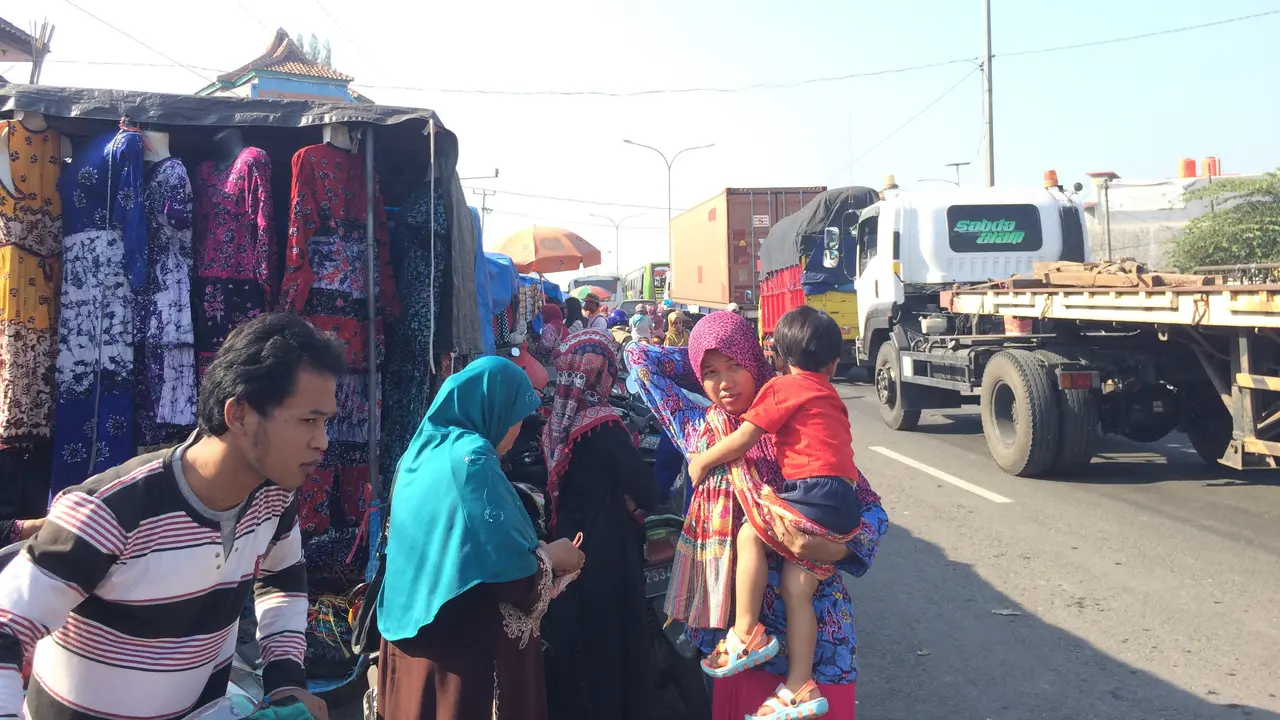 Pasar Tumpah