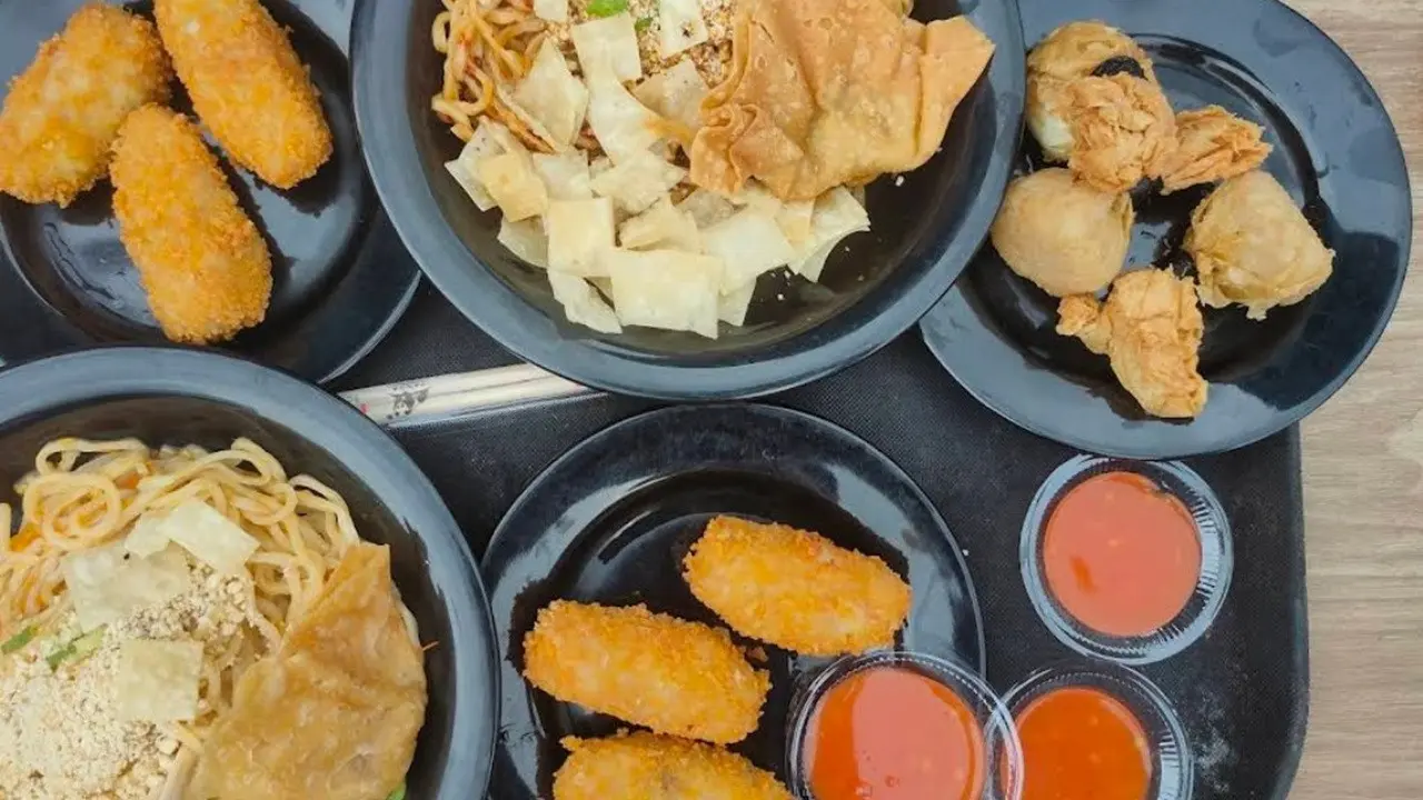 Rekomendasi Tempat Makan Dekat Terminal Kalideres
