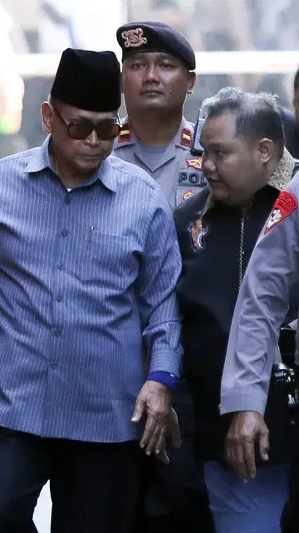 Pemeriksaan Berkas Panji Gumilang 14 Hari