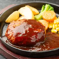 ilustarsi steak burger/sasazawa/Shutterstock