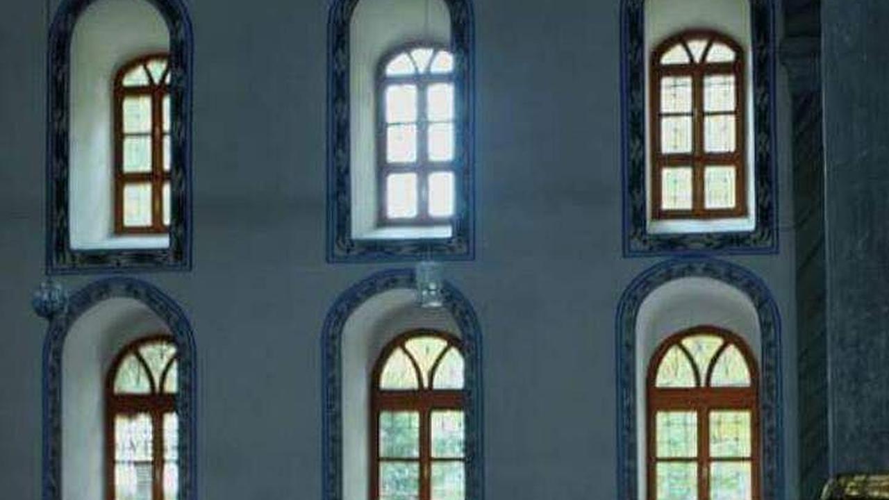 Niat Sholat Qodho Subuh hingga Isya Lengkap dengan Tata Caranya, Mudah Diamalkan