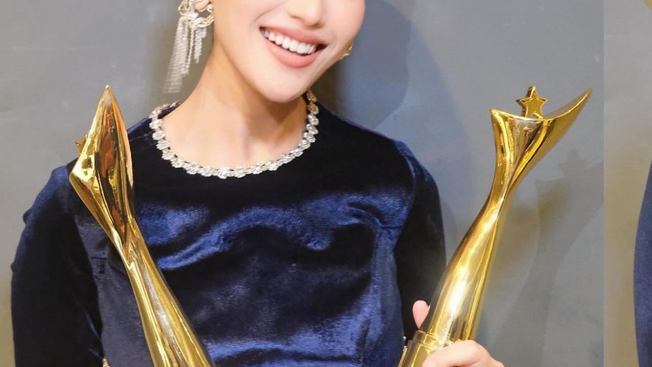 Potret Ayu Ting Ting di Acara Anugerah Dangdut Indonesia, Dipuji Cantik oleh Netizen