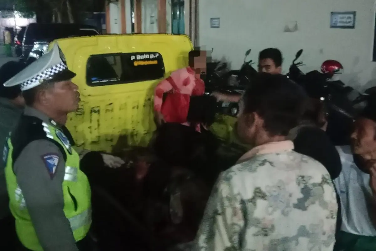 Kecelakaan truk engkel terguling di Kebumen tewaskan 5 orang dan 19 lainnya luka-luka. (Foto: Liputan6.com/Polres Kebumen)