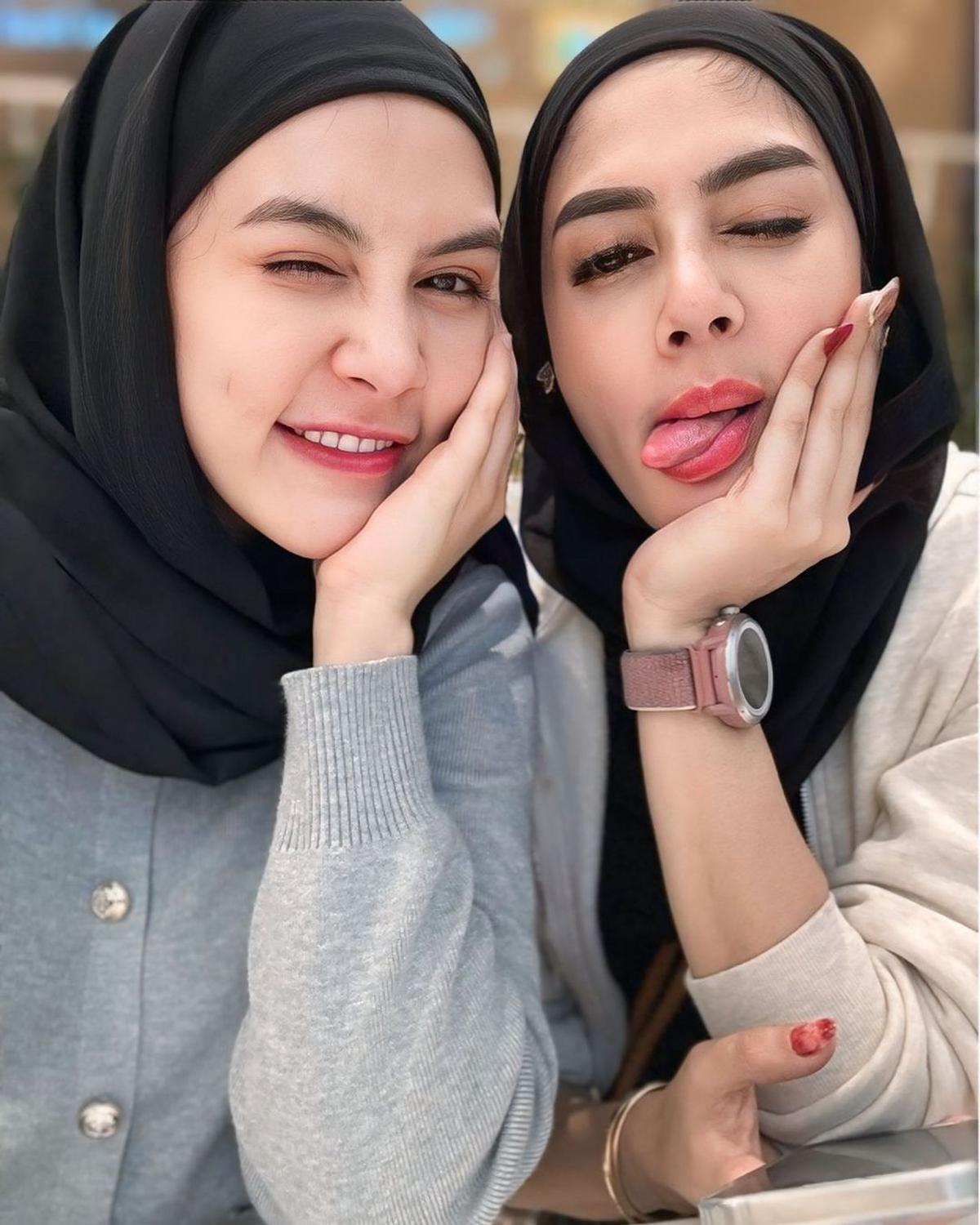 Potret Kedekatan Biby Alraen Istri Rifky Balweel dengan Sang Adik, Dipuji Sama-Sama Cantik