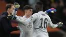 Sesaat sebelum extra time berakhir, Thomas Tuchel memasukkan Kepa Arrizabalaga untuk menggantikan Mendy. Kepa mendapat kepercayaan untuk mengawal gawang Chelsea di babak adu penalti. (AP/Alastair Grant)