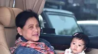 7 Momen Kedekatan Iriana Jokowi dan Cucu, Lengket Banget