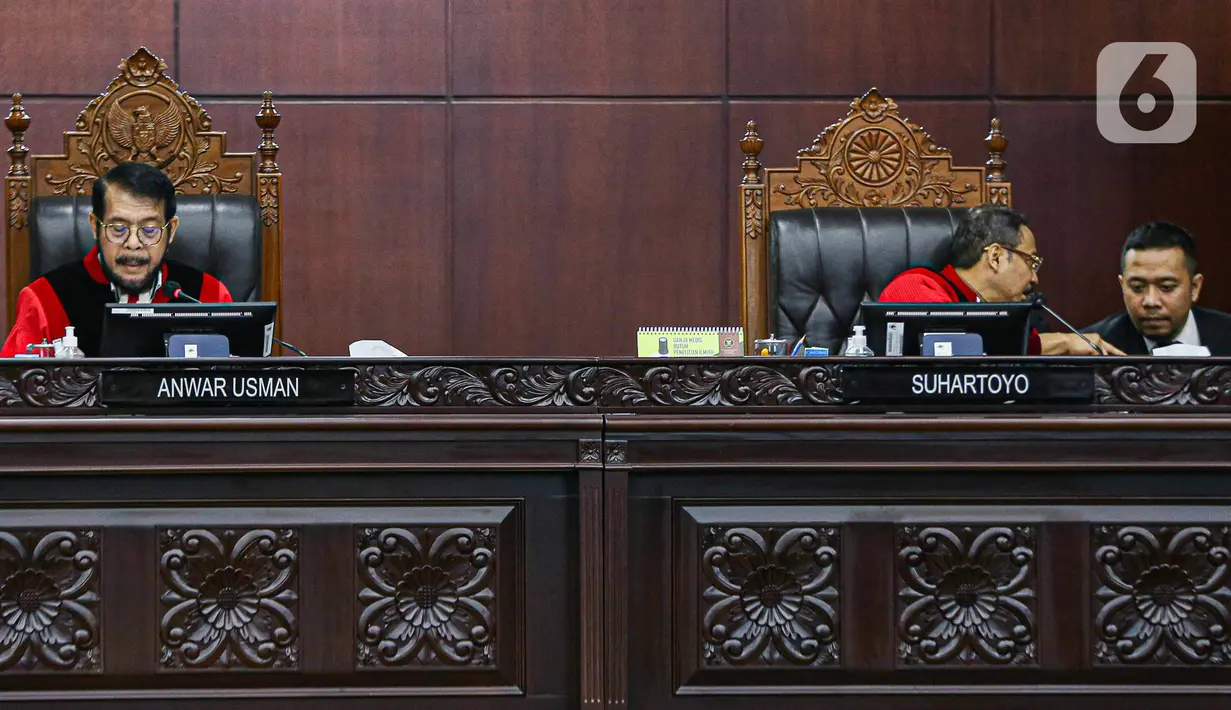 Sebelumnya, permohonan uji materi terhadap Pasal 169 huruf q UU Nomor Tahun 2017 tentang Pemilihan Umum ini diajukan oleh sejumlah pihak. (Liputan6.com/Faizal Fanani)