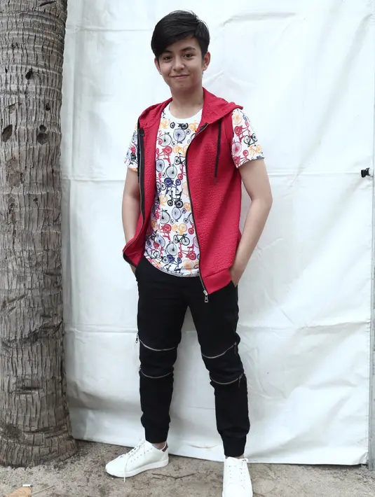 Dalam catatan Wikipedia, Angga Aldi mengawali kariernya di layar kaca lewat sinetron Malu-Malu Kucing (2015). Dalam sinetron produksi MD Entertainment itu, ia berperan sebagai Baim. (Galih W. Satria/Bintang.com)