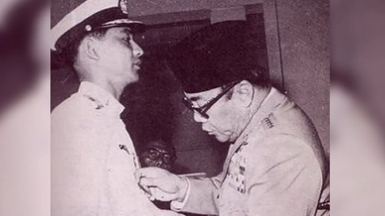 soekarno-ali-sadikin-131220c.jpg