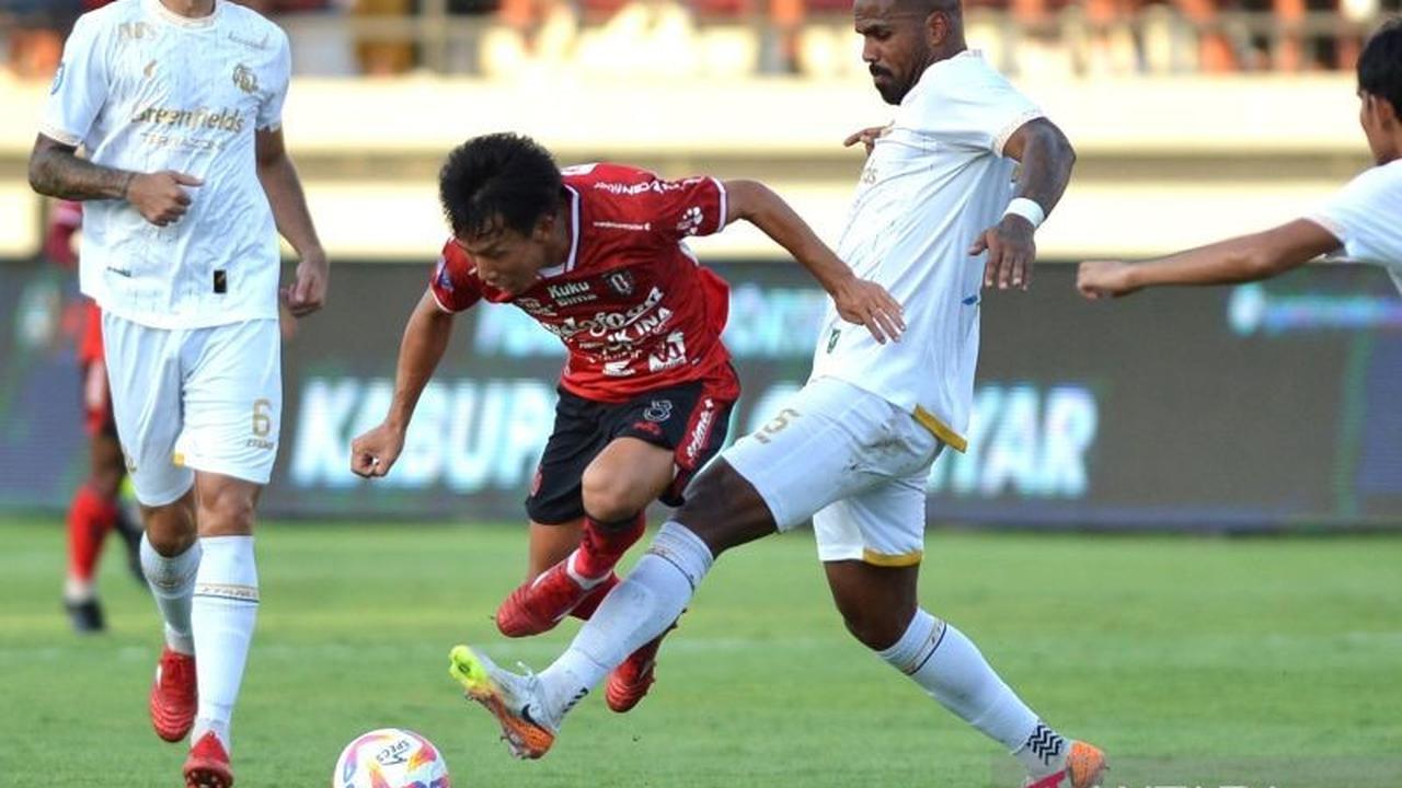 Arema FC Bertekad Curi Poin dari Bali United Demi Bangkit di Super League