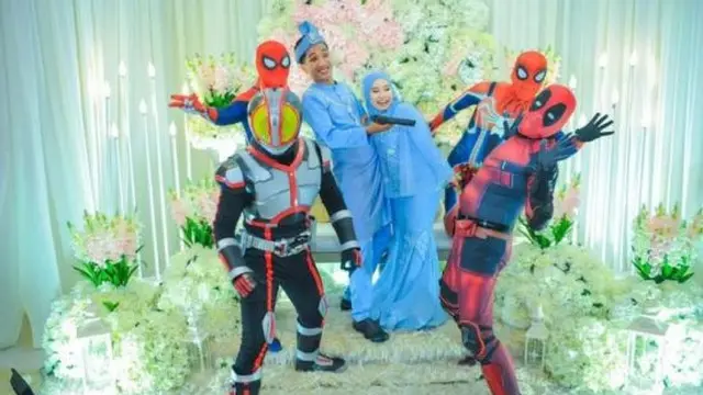 Kisah 4 Kakak Pakai Kostum Superhero di Pernikahan Adik Perempuan (sumber: facebook/Fadhil Aman Ahyat)