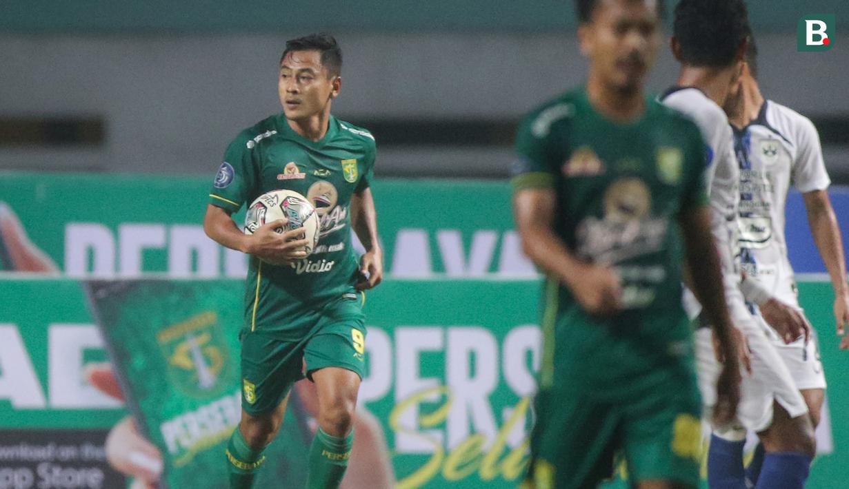Ketajaman pemain lokal di BRI Liga 1 musim 2021/2022 mampu ditampilkan oleh striker naturalisasi Ilija Spasojevic. Ia menjadi pemain lokal tertajam sekaligus mampu menyabet gelar top skor menyisihkan para legiun asing. Pemain lokal lainnya? simak uraiannya. (Bola.com/Bagaskara Lazuardi)