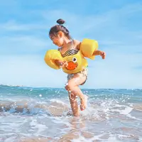 Ilustrasi liburan ke luar negeri bareng anak. (dok. unsplash.com/@leorivas)