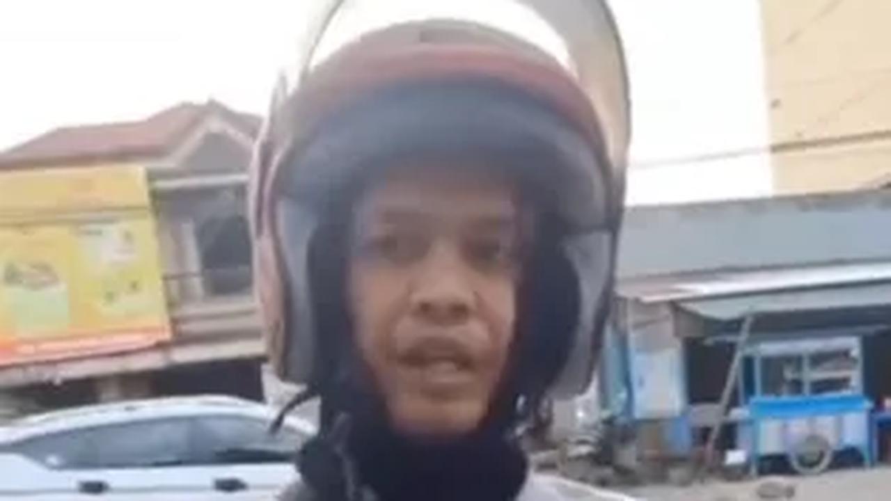 Viral Niat Beli Helm Bekas, Pemuda Ini Justru Temukan Helmnya yang Hilang Dicuri